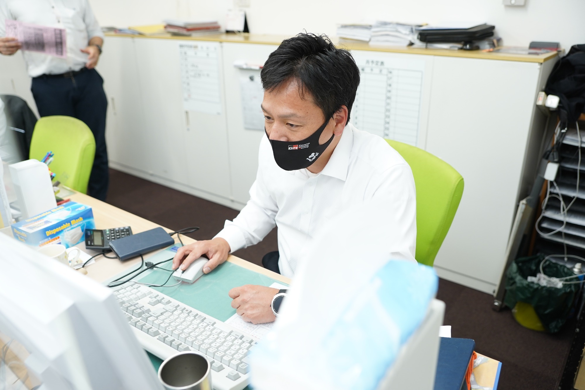 写真：製造管理職　〇〇〇さん